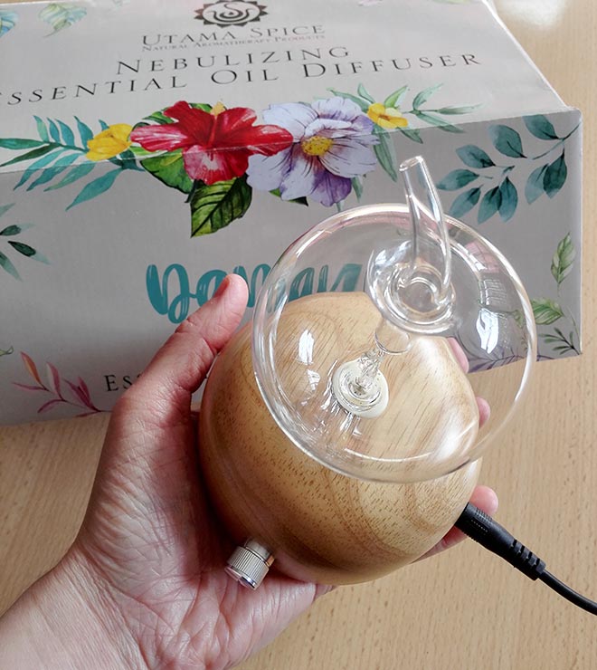 small electric aroma diffuser from utama spice