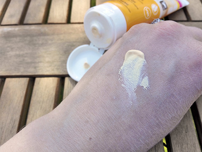 lavera sunscreen spf30 texture