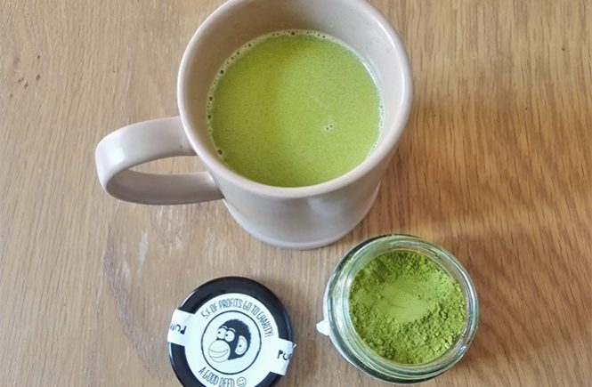 healthy matcha latte made at home