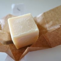 Bain & Savon shampoo bar unwrapped