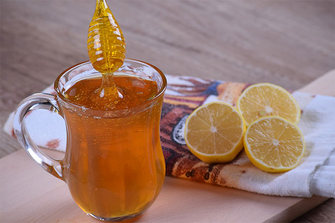 natural hay fever remedy: honey