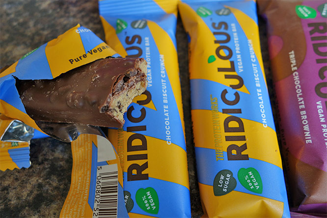 Chocolate Biscuit Crunch Vegan Protein Bar - the Protein Works