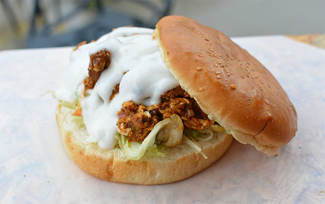mayonnaise on burger